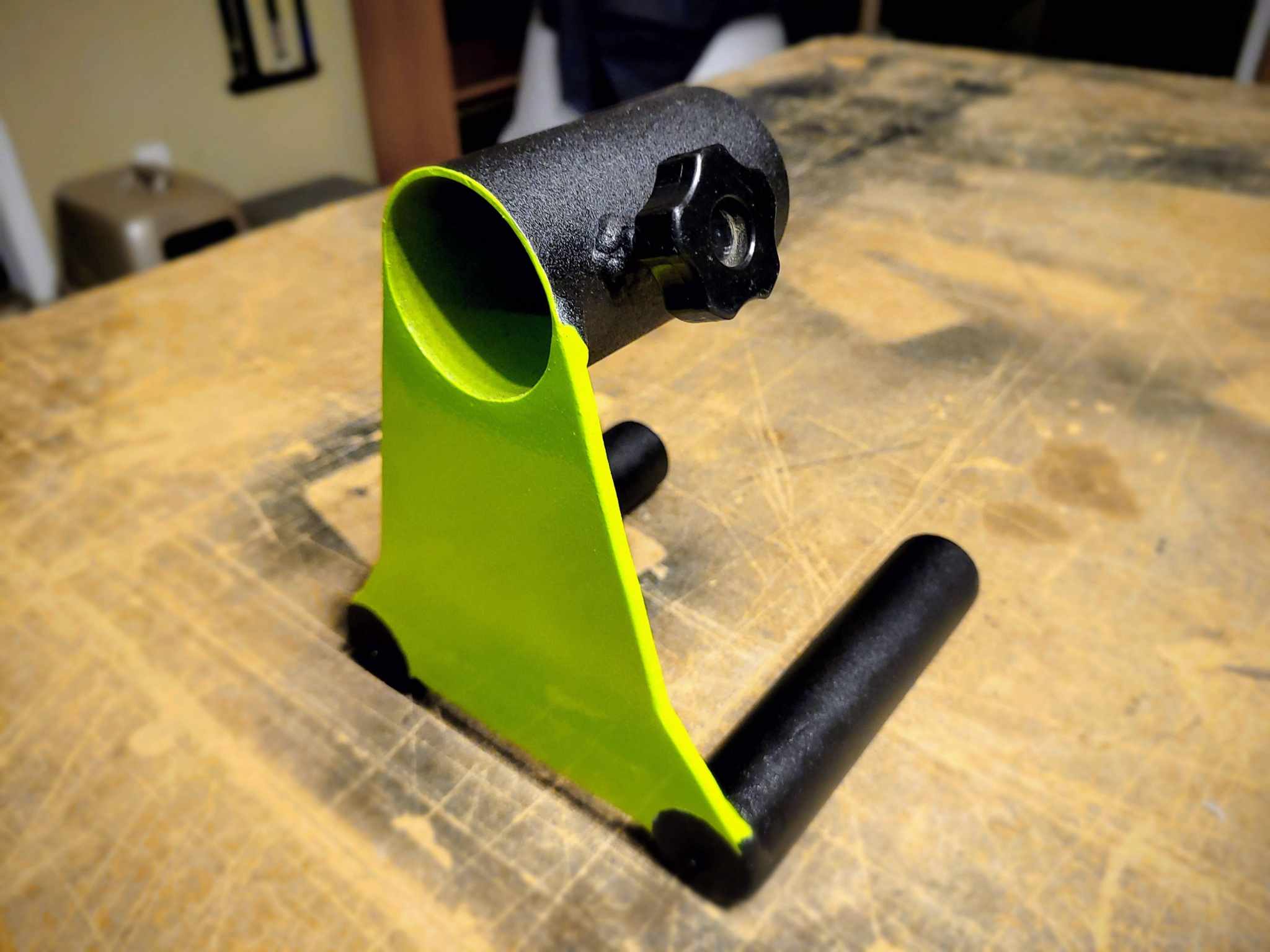 Close-up of Narrow Parallel Grip Barbell Handle with rugged coating and ergonomic design, perfect for home gym and weightlifting routines.